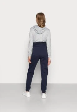 Trainingsbroek - Dark Blue 10 Trainingsbroek - Dark Blue -Moda Verkoop 0845ee546b27439299b8c38106c6c8cc
