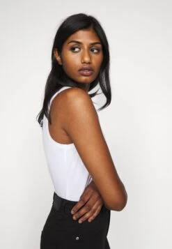 2 Pack - Top - White/Black -Moda Verkoop 22c008eb7e5e4224ac1b35e8cfa358c2