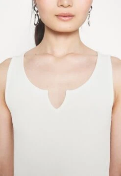 Top - Off-White 11 Top - Off-White -Moda Verkoop 22d8677c3bc7490f80632f09bb34cfa6