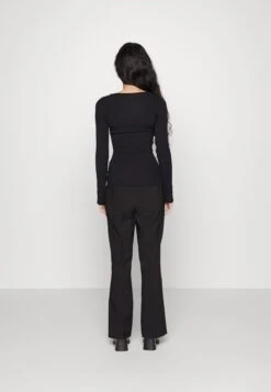 Button Detail - Trui - Black -Moda Verkoop 25ce30d2bd4d4a82a948623baa823a98