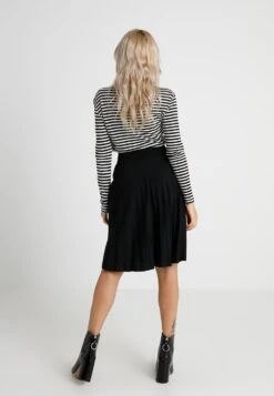 A-Lijn Rok - Black 9 A-Lijn Rok - Black -Moda Verkoop 5053c38cb0014b659c7b9f981ef22899