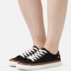 Wide Fit - Sneakers Laag - Black 2 Wide Fit - Sneakers Laag - Black -Moda Verkoop 8964a51c6eb948ccb5aab18a72be790d