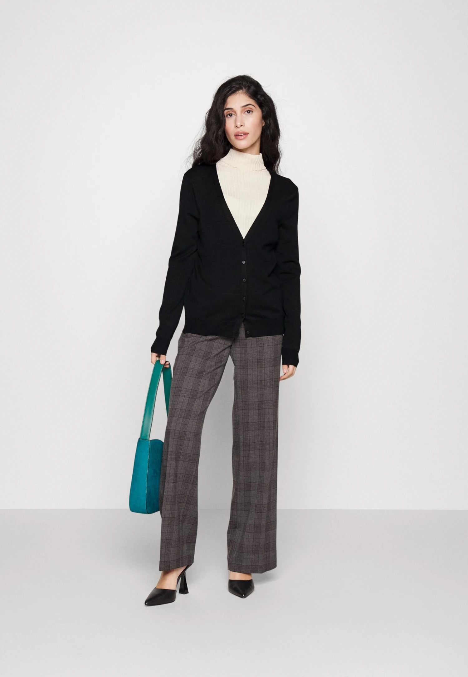 Vest - Black 4 Vest - Black - Afbeelding 2